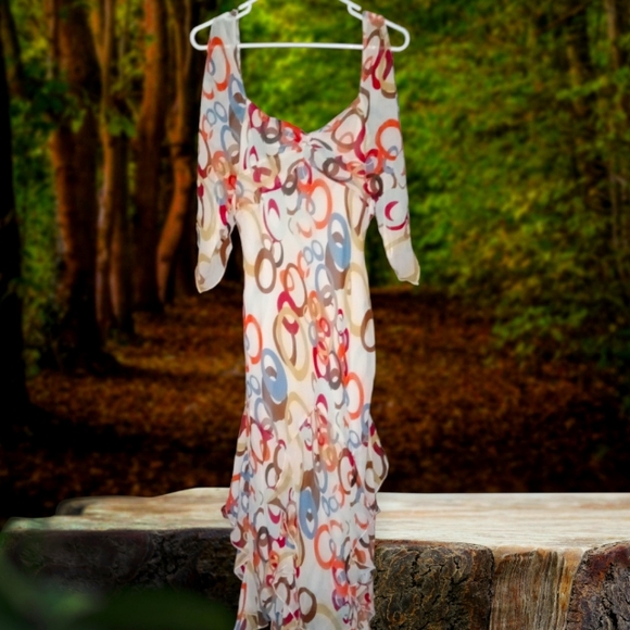 NWOT - DESIGNER SEASON - 100% SILK RUFFLED MAXI DRESS -SIZE MED - Picture 1 of 6